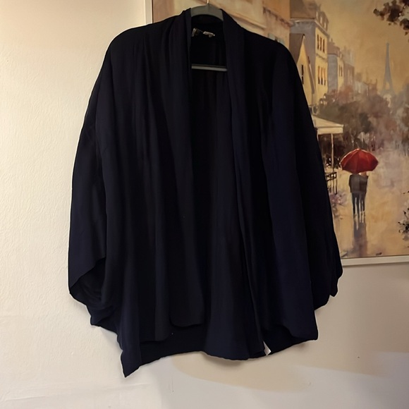 EUC Free People Saturday Sunday Navy Cocoon Wrap Size M/L - Picture 2 of 5